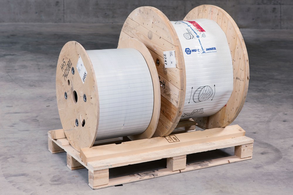 Kabelspulen passend auf Paletten